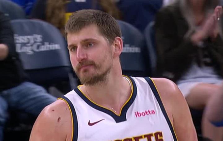  掘金客场惜败灰熊；约基奇高效砍下近三双数据，却因失误过多遗憾未能带队逆转。 体育新闻 掘金客场惜败灰熊；约基奇高效砍下近三双数据，却因失误过多遗憾未能带队逆转。 体育新闻 掘金客场惜败灰熊；约基奇高效砍下近三双数据，却因失误过多遗憾未能带队逆转。 体育新闻