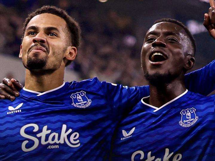  切尔西客场惨败埃弗顿0-3；贝托闪耀全场，蓝军陷入困境。 体育新闻 切尔西客场惨败埃弗顿0-3；贝托闪耀全场，蓝军陷入困境。 体育新闻