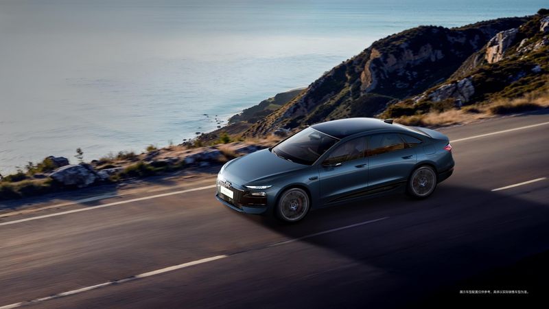 面对技术迭代的焦虑感,如何理性评估奥迪A6L e-tron的价值坐标 汽车科技