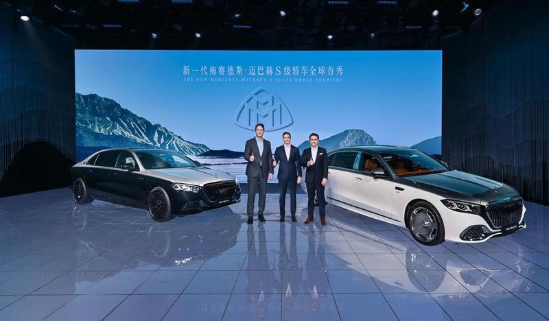  技术溯源与进化：迈巴赫S级架构革新与数字架构的深度重构 IT技术 技术溯源与进化：迈巴赫S级架构革新与数字架构的深度重构 IT技术