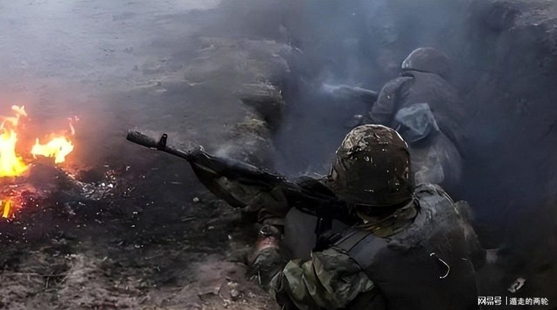  近半数国家财政透支：战火催生的经济假象与真相 新闻