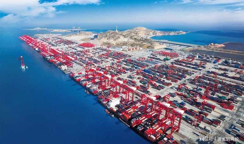  近半数国家财政透支：战火催生的经济假象与真相 新闻