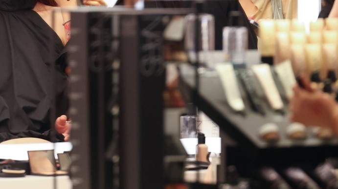  当电脑变成"理财产品"：一位普通用户的换机焦虑与破局思考 IT技术