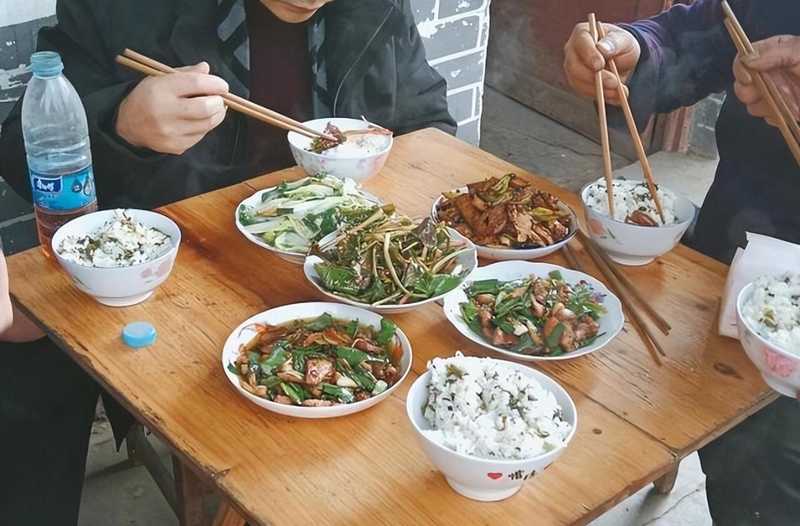  当老家变成了“最熟悉的陌生地”：一碗面背后的心酸与和解 情感心理