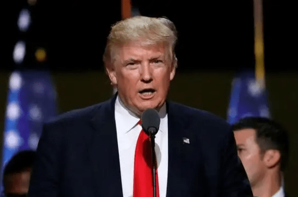  【深度解析】霍尔木兹困局：军事封锁策略的历史重演与现实博弈 新闻