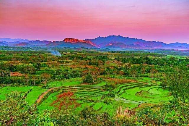  【亲密关系心理学·深度解析】爱到极致的表现：拆除三道心墙的科学路径 情感心理