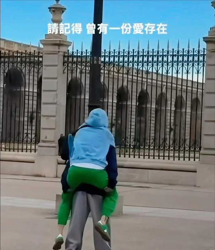  从单亲妈妈到被儿子宠溺：张柏祺十五年亲子教育的深层逻辑 情感心理