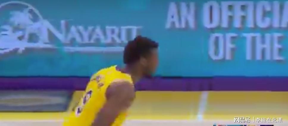  当大佬们都缺席了：一支没有球星的湖人，让我看透了三个扎心的人生真相 体育新闻