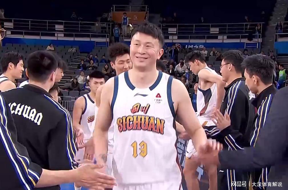  数据还原四川39连败：深度解析CBA冠军球队的崩盘密码 体育新闻