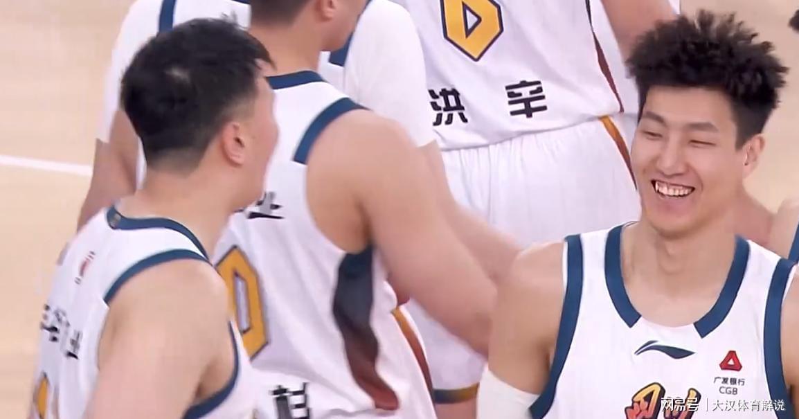  数据还原四川39连败：深度解析CBA冠军球队的崩盘密码 体育新闻