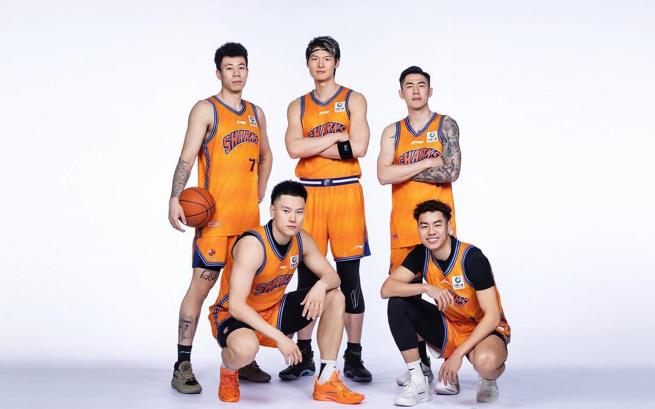  CBA积分榜暗战：辽宁队战术重构与季后赛卡位战深层逻辑 体育新闻